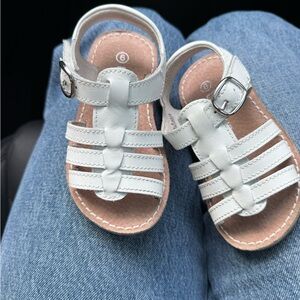 L’Amour White Kids Sandals Size 6